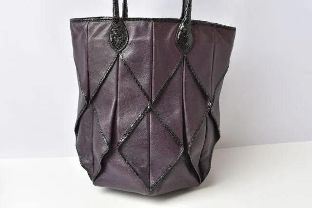 Bottega Veneta LeatherHandbag Purple/Black