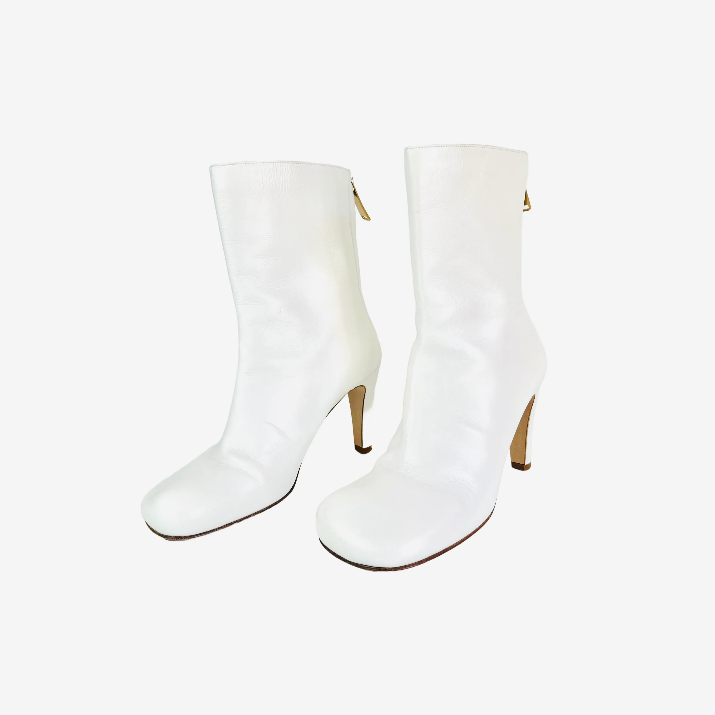 BOTTEGA VENETA - QHITE LEATHER ANKLE BOOTS QITH GOLD ZIPPER SIZE 39 EU
