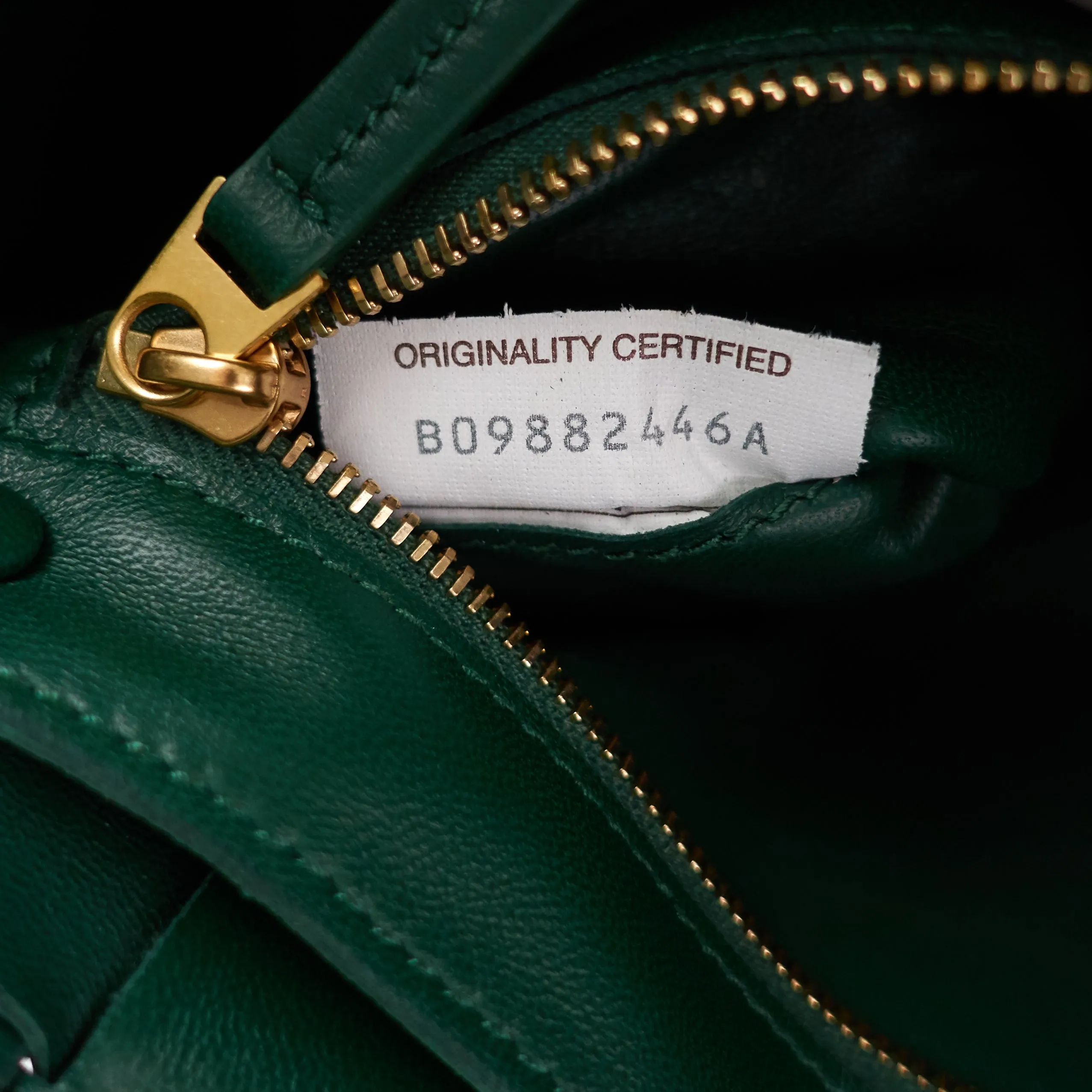 Cassette Intrecciato Leather Maxi Crossbody Bag