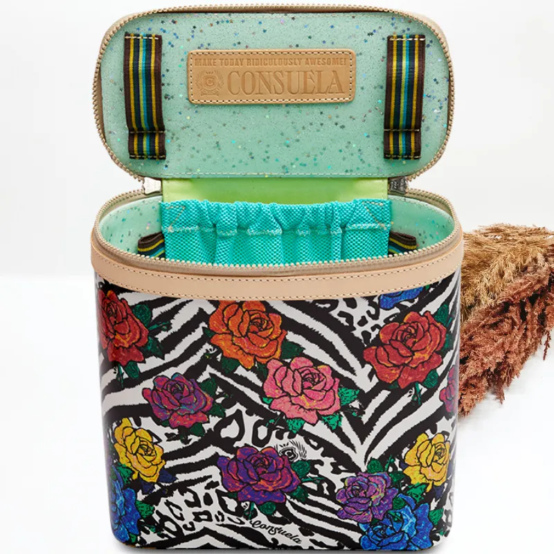 Consuela | Carla Slim Train Case
