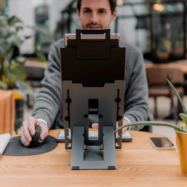 Ergo-Q Hybrid Stand