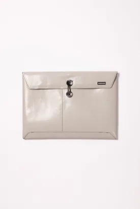 F421_00700 SLEEVE FOR LAPTOP 15"