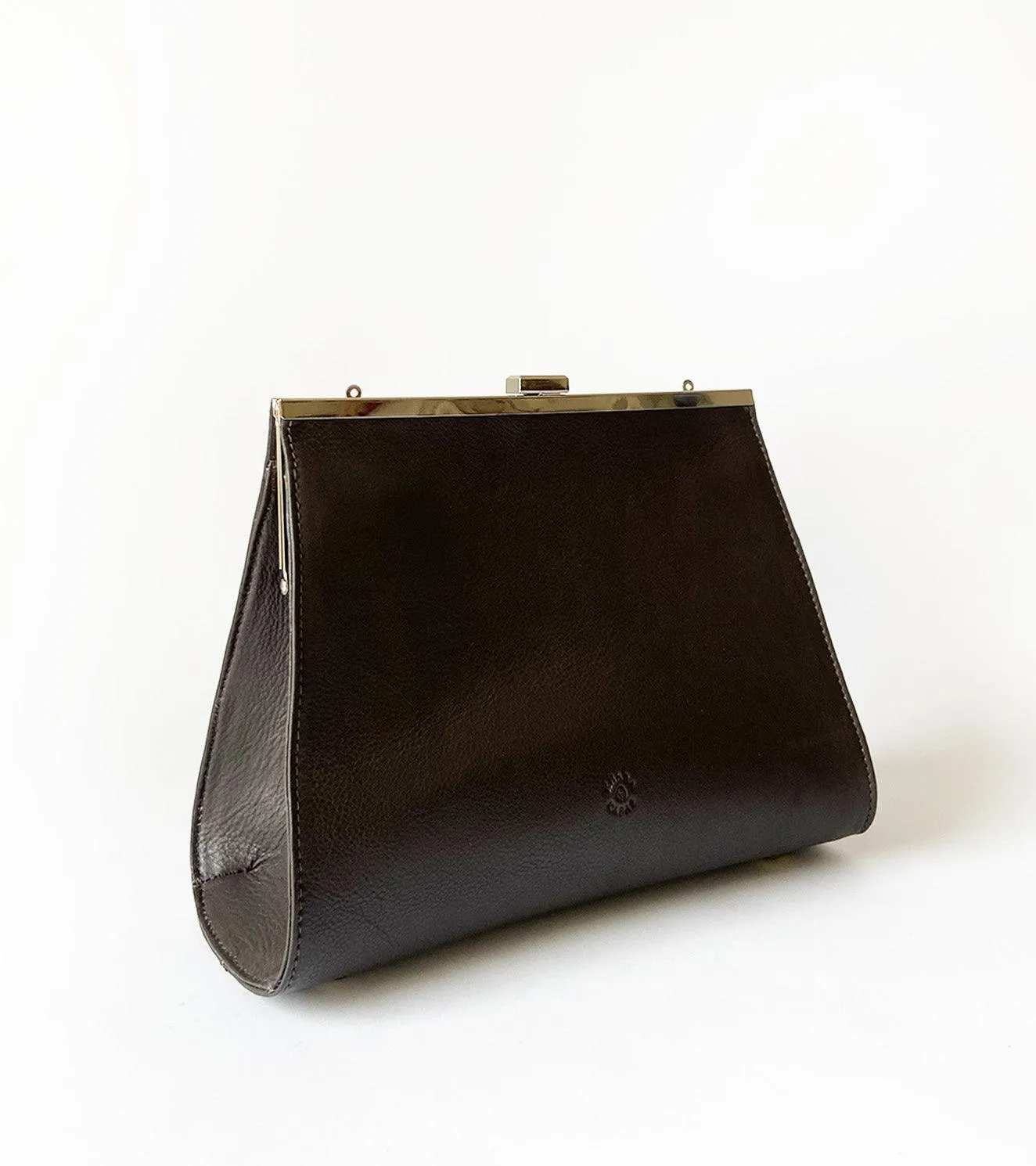 Fawn clutch