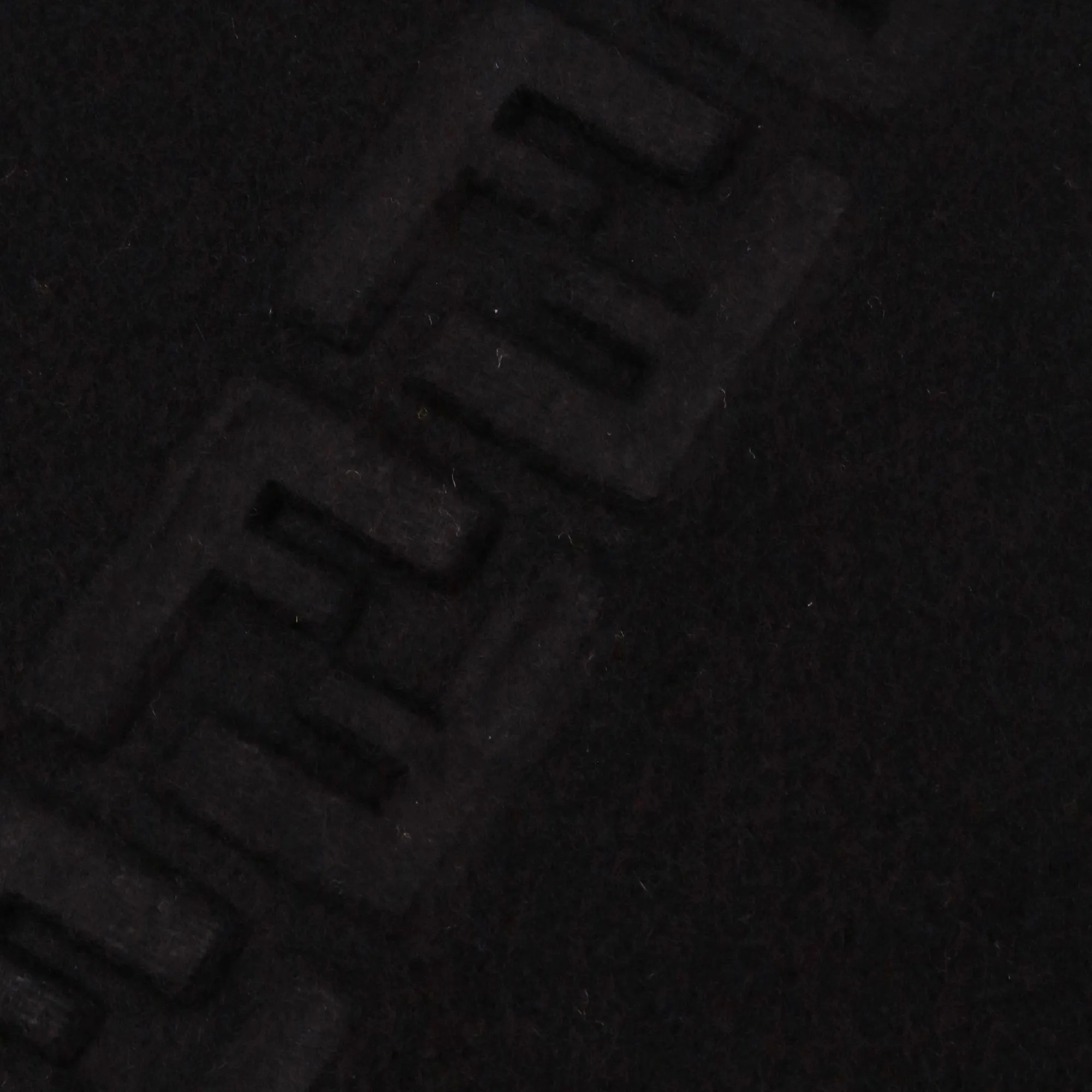 FENDI - Écharpe Fendi en cachemire noir