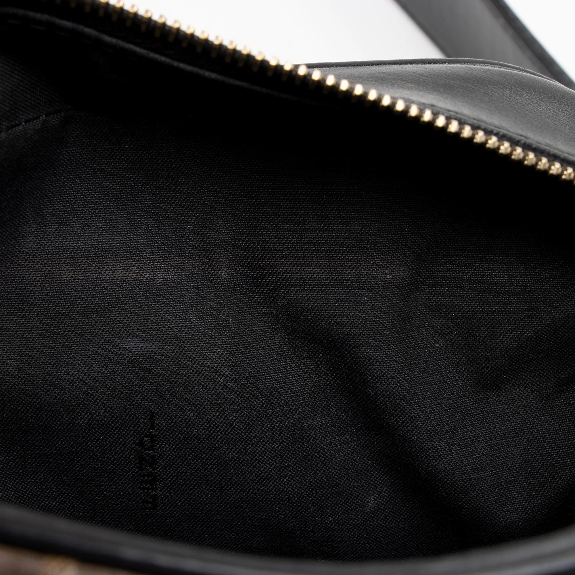 Fendi FF Spalmati Camera Case (SHF-lHcrhh)