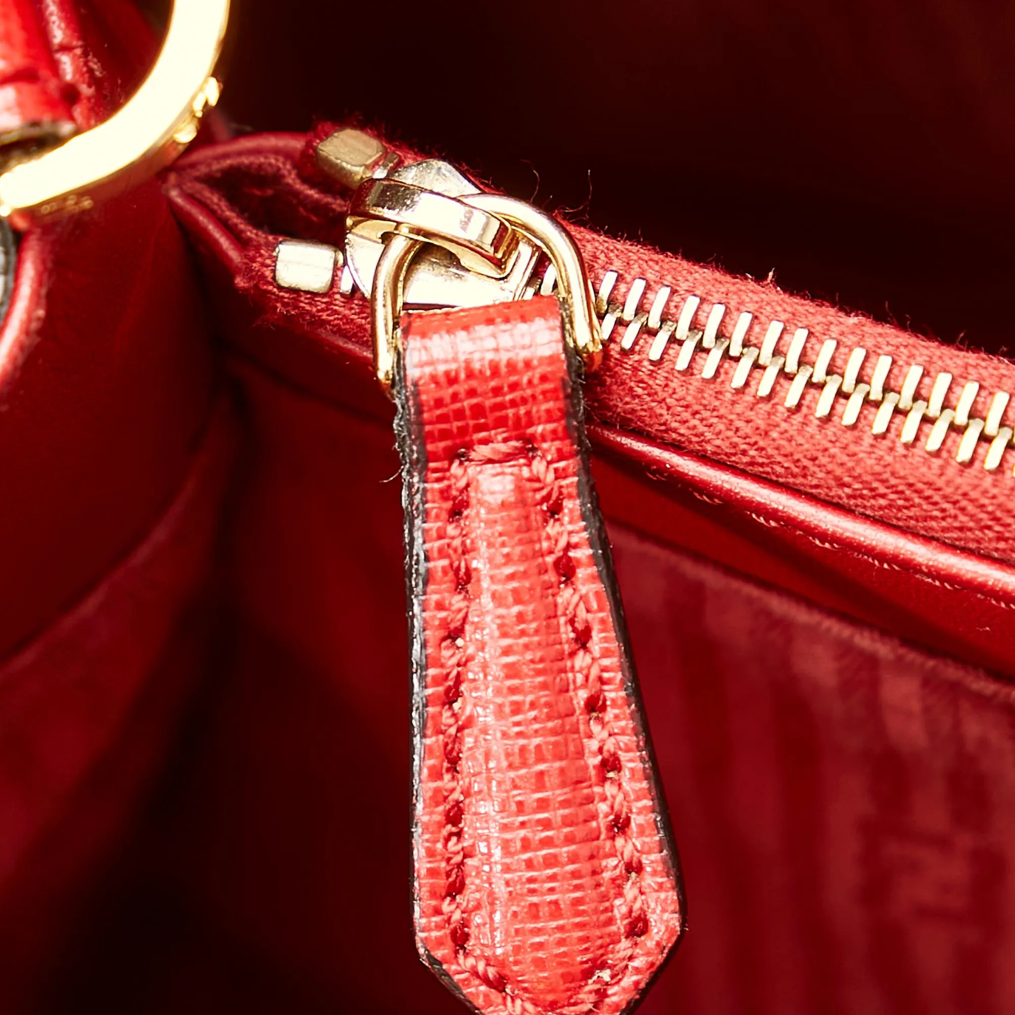 Fendi Petit 2Jours Leather Satchel (SHG-33408)