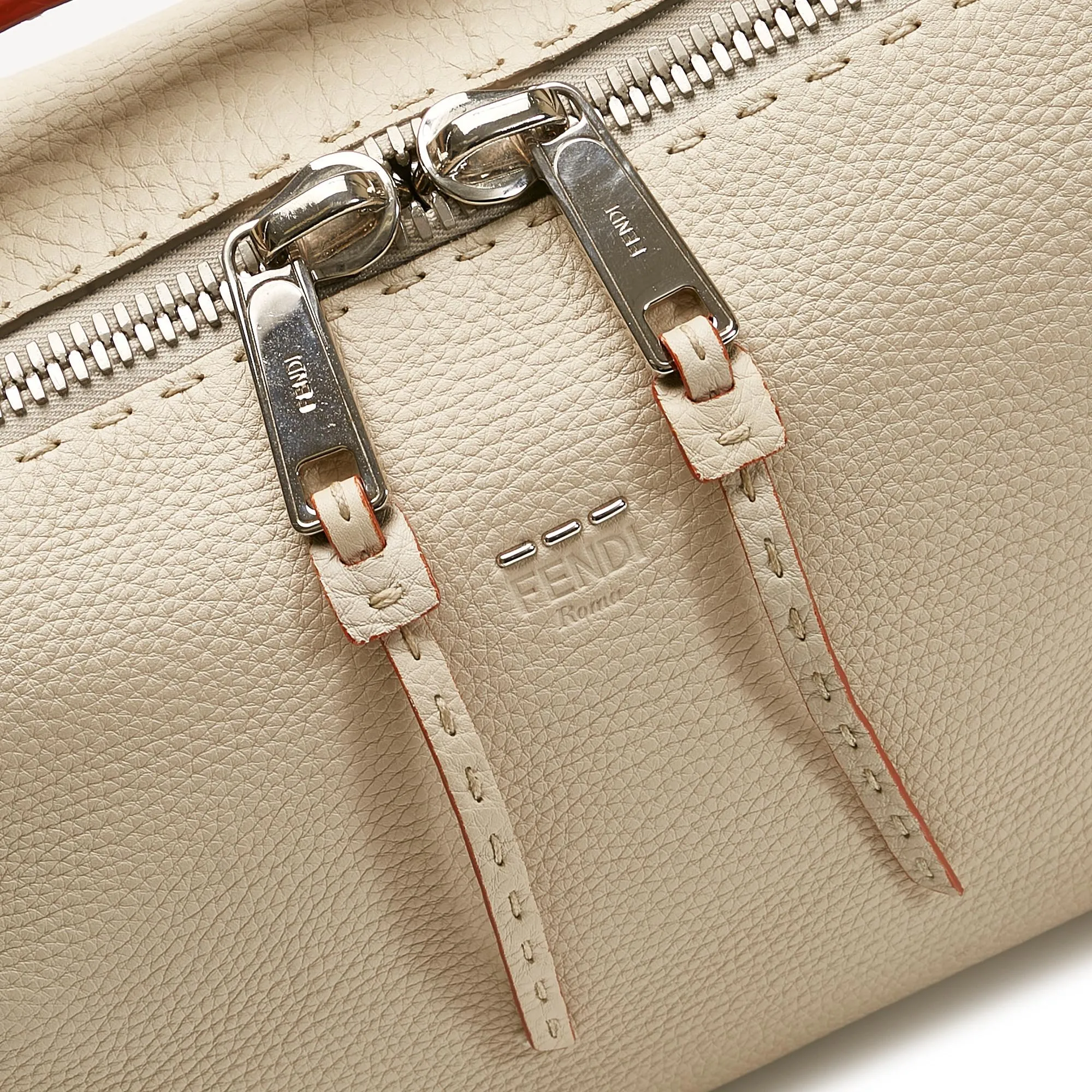 Fendi Selleria Lei Satchel (SHG-InhbUG)