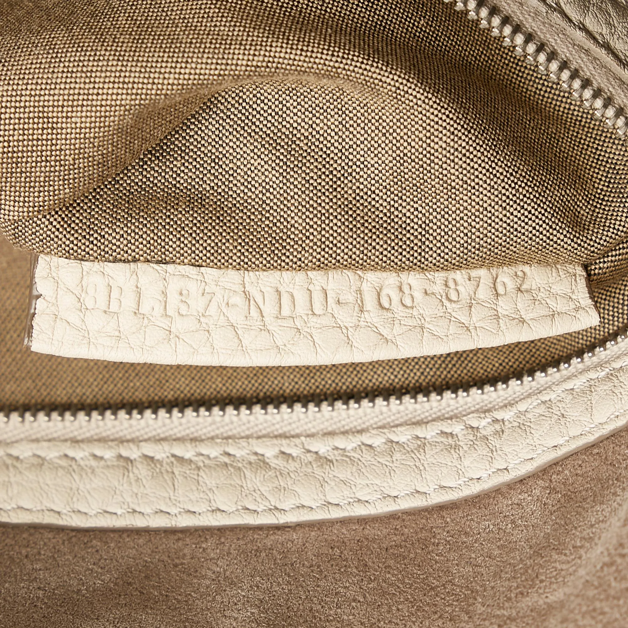 Fendi Selleria Lei Satchel (SHG-InhbUG)