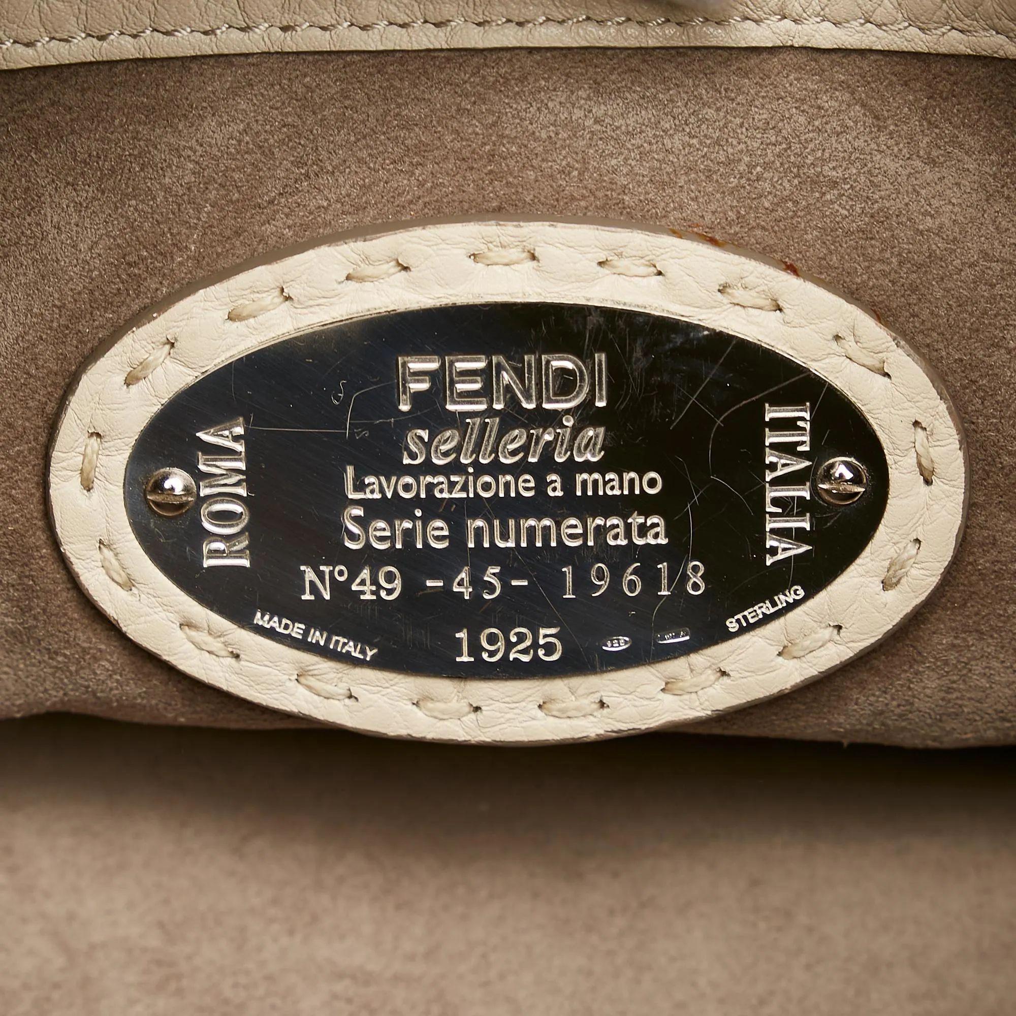Fendi Selleria Lei Satchel (SHG-InhbUG)