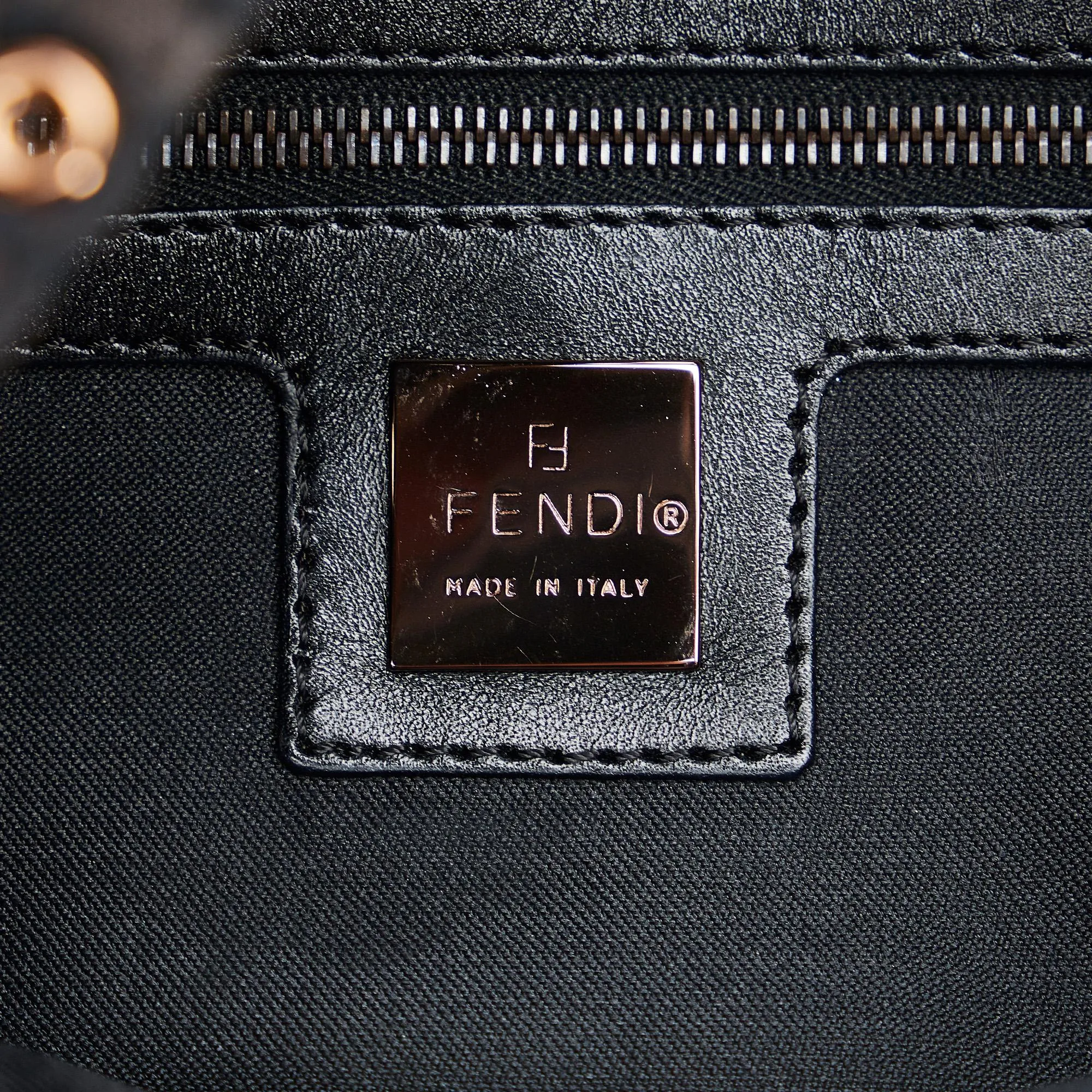 Fendi Zucchino Double Flap Baguette (SHG-RIWGfn)