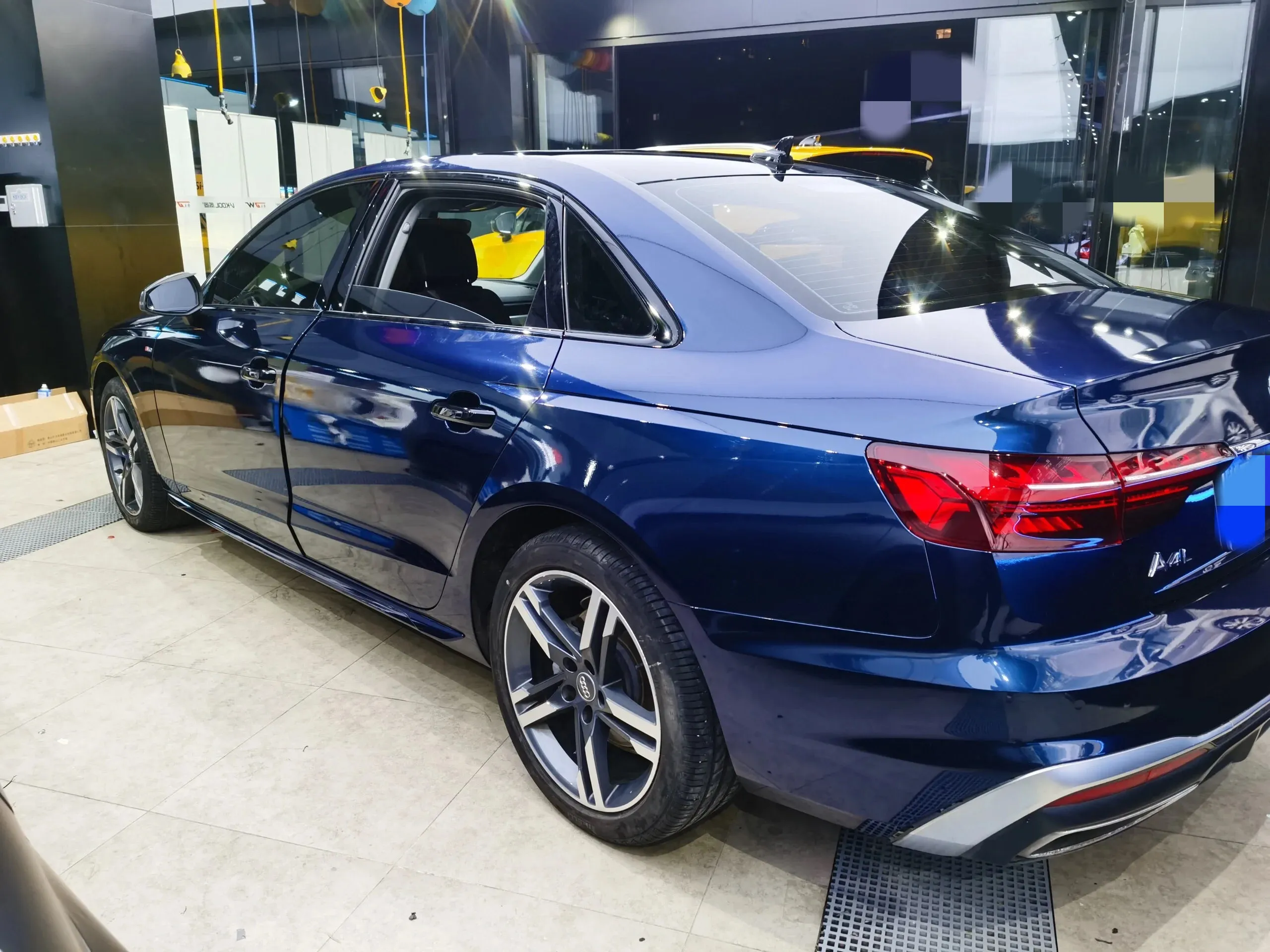 Gloss Metallic Midnight Blue Car Wrap
