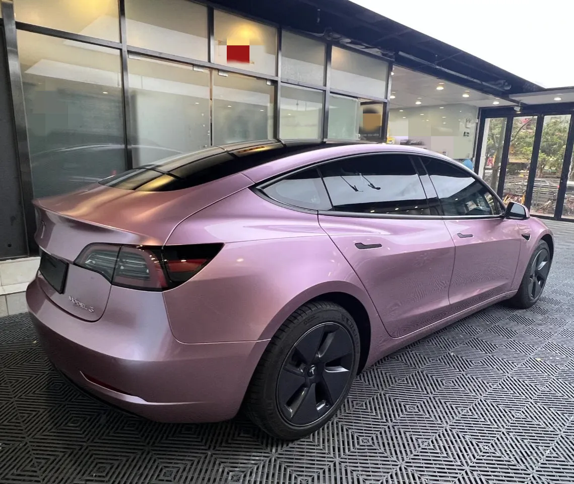 Gloss Metallic Rose Vinyl Wrap