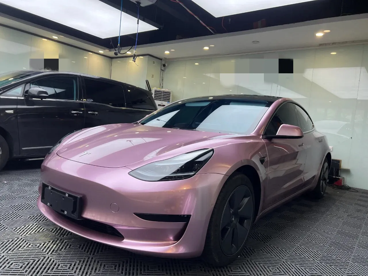 Gloss Metallic Rose Vinyl Wrap