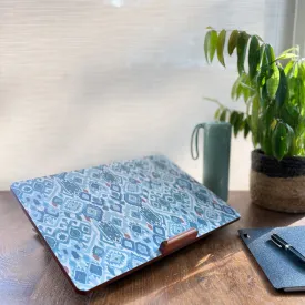Ikat Laptop Stand