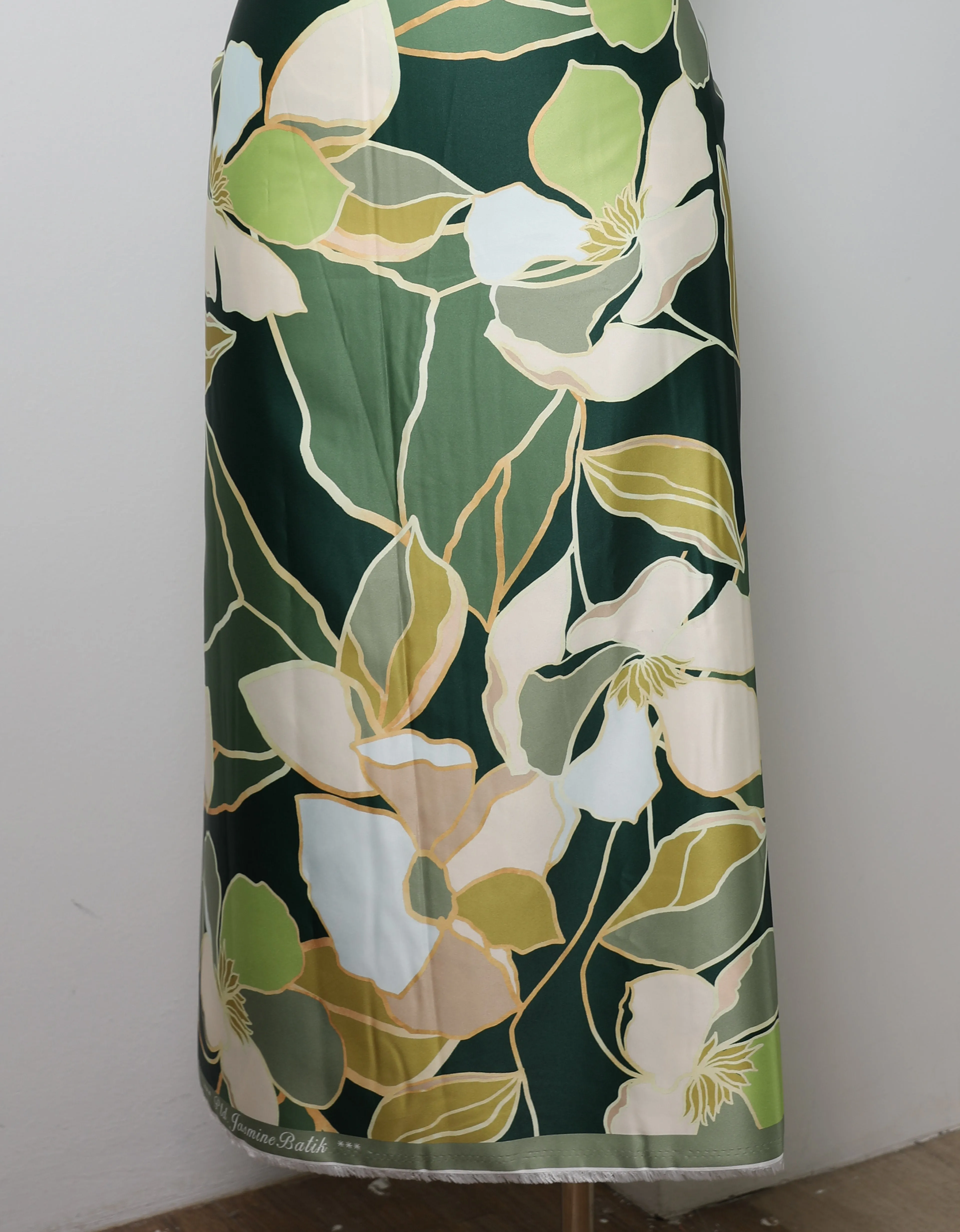 JASMINE SATIN - 4 METERS (EMERALD GREEN)