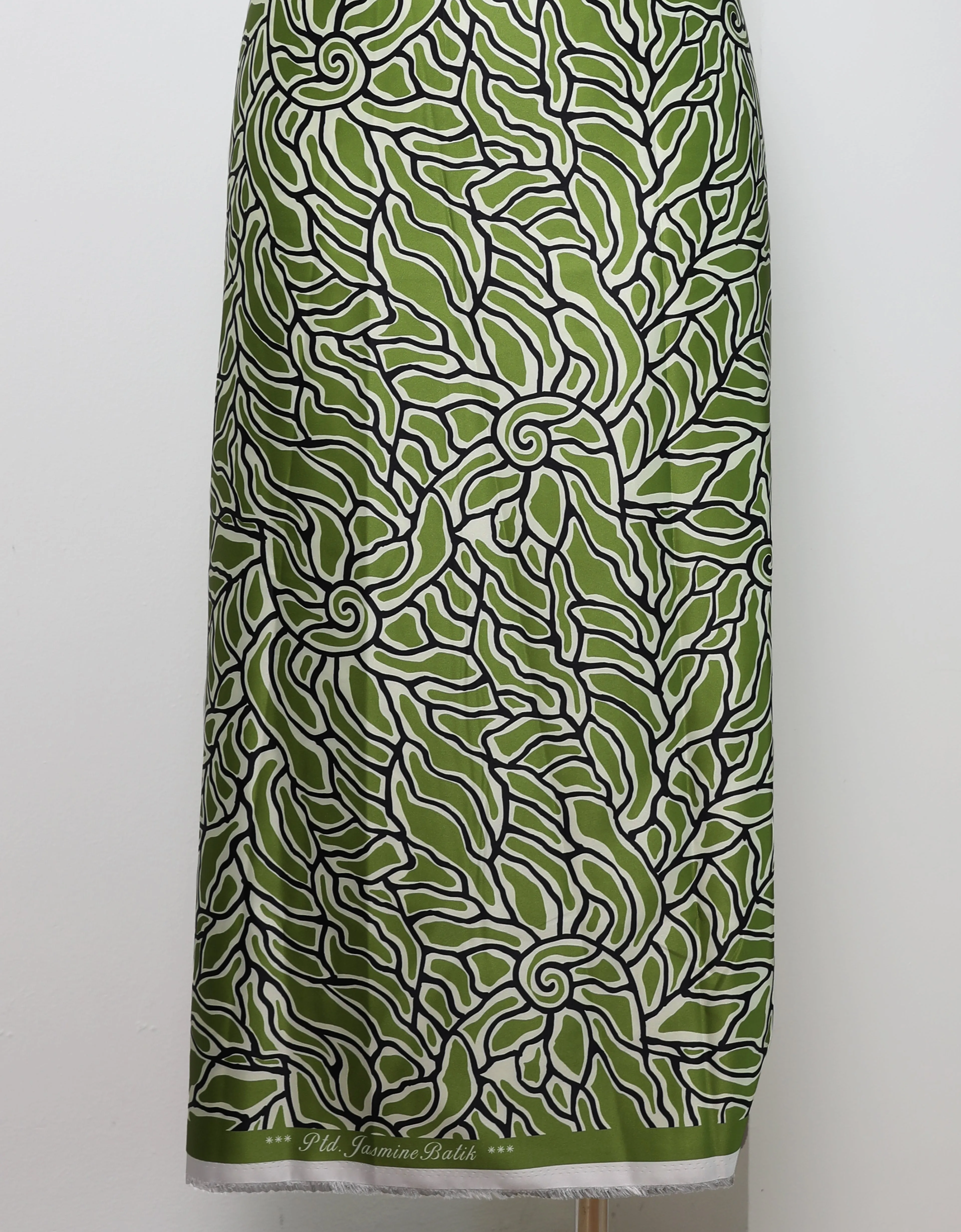 JASMINE SATIN (GRINCH GREEN)