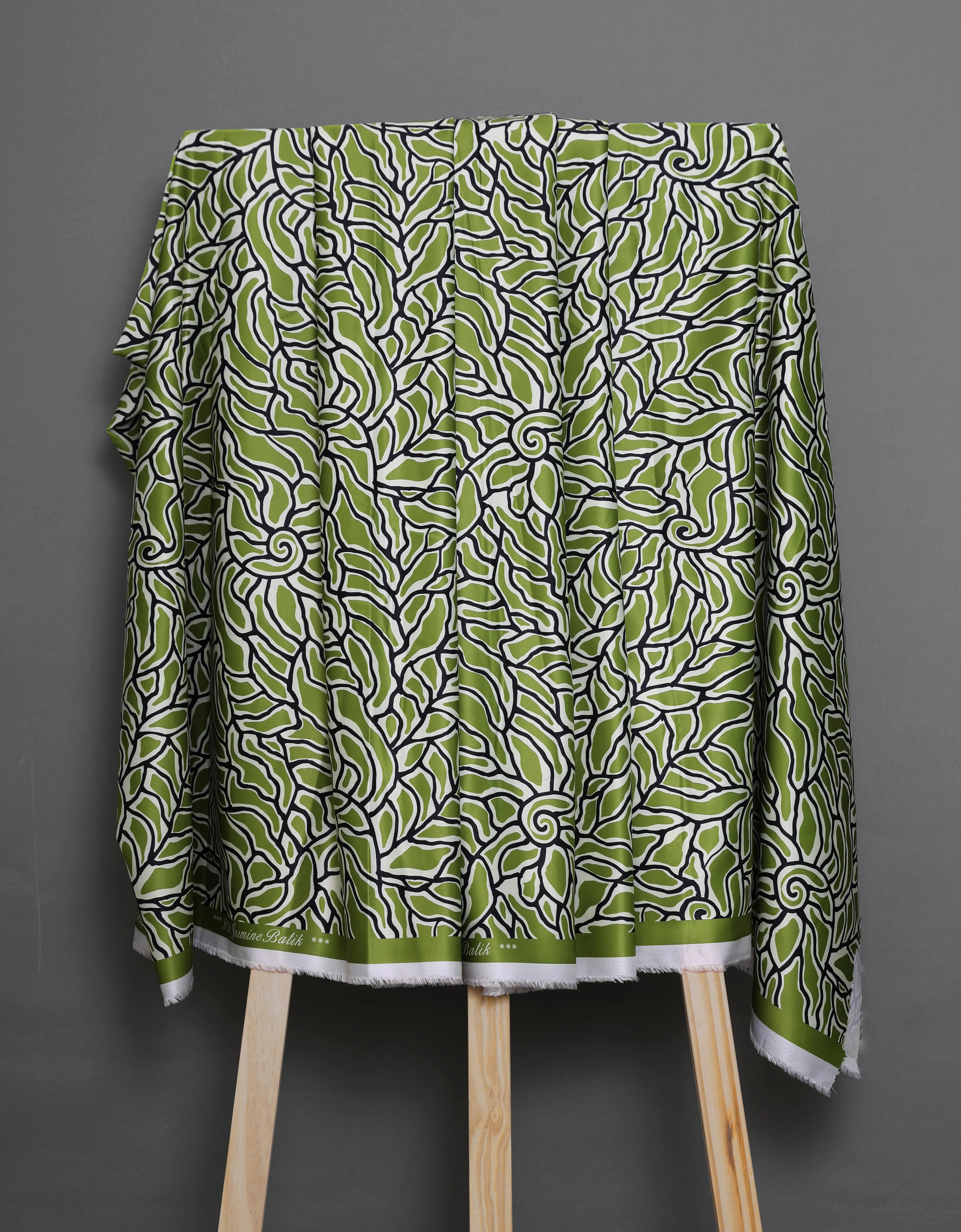 JASMINE SATIN (GRINCH GREEN)