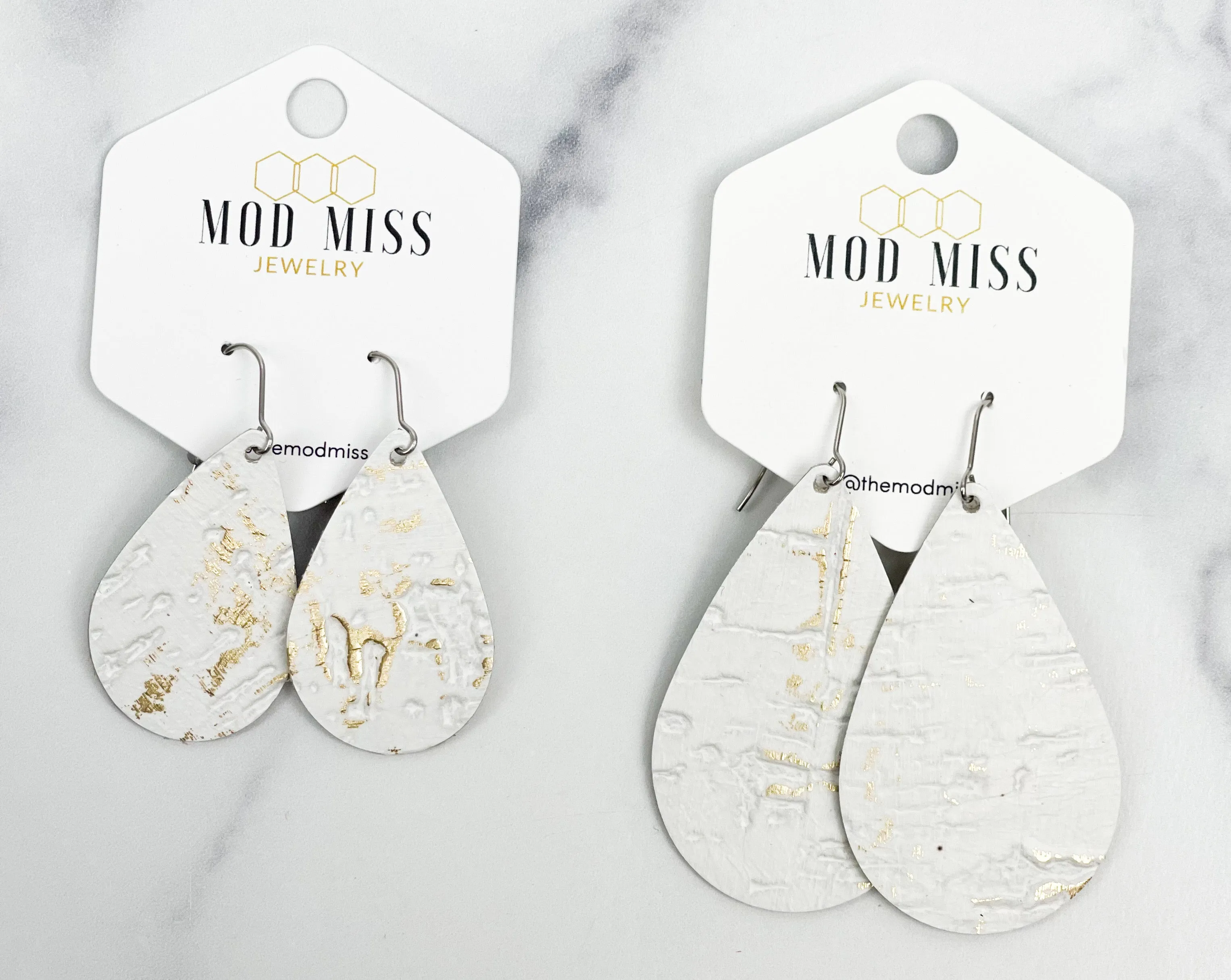 Leather Teardrop Earring "Wildwood White"