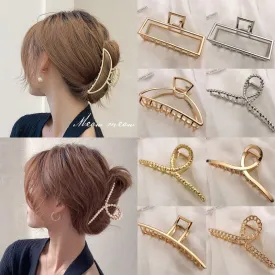 ON-TREND HAIR ACCESSORIES