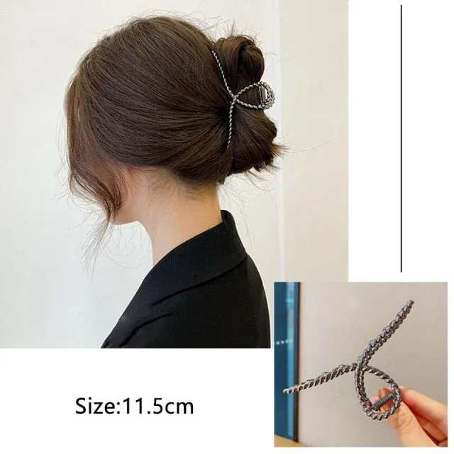 ON-TREND HAIR ACCESSORIES