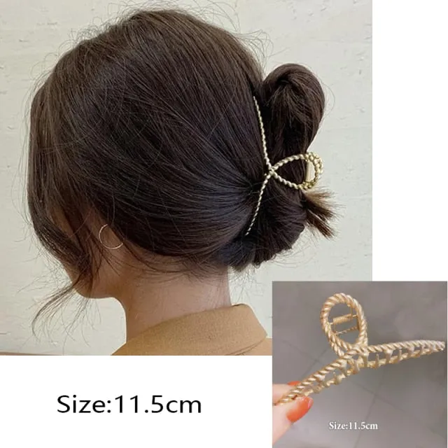 ON-TREND HAIR ACCESSORIES