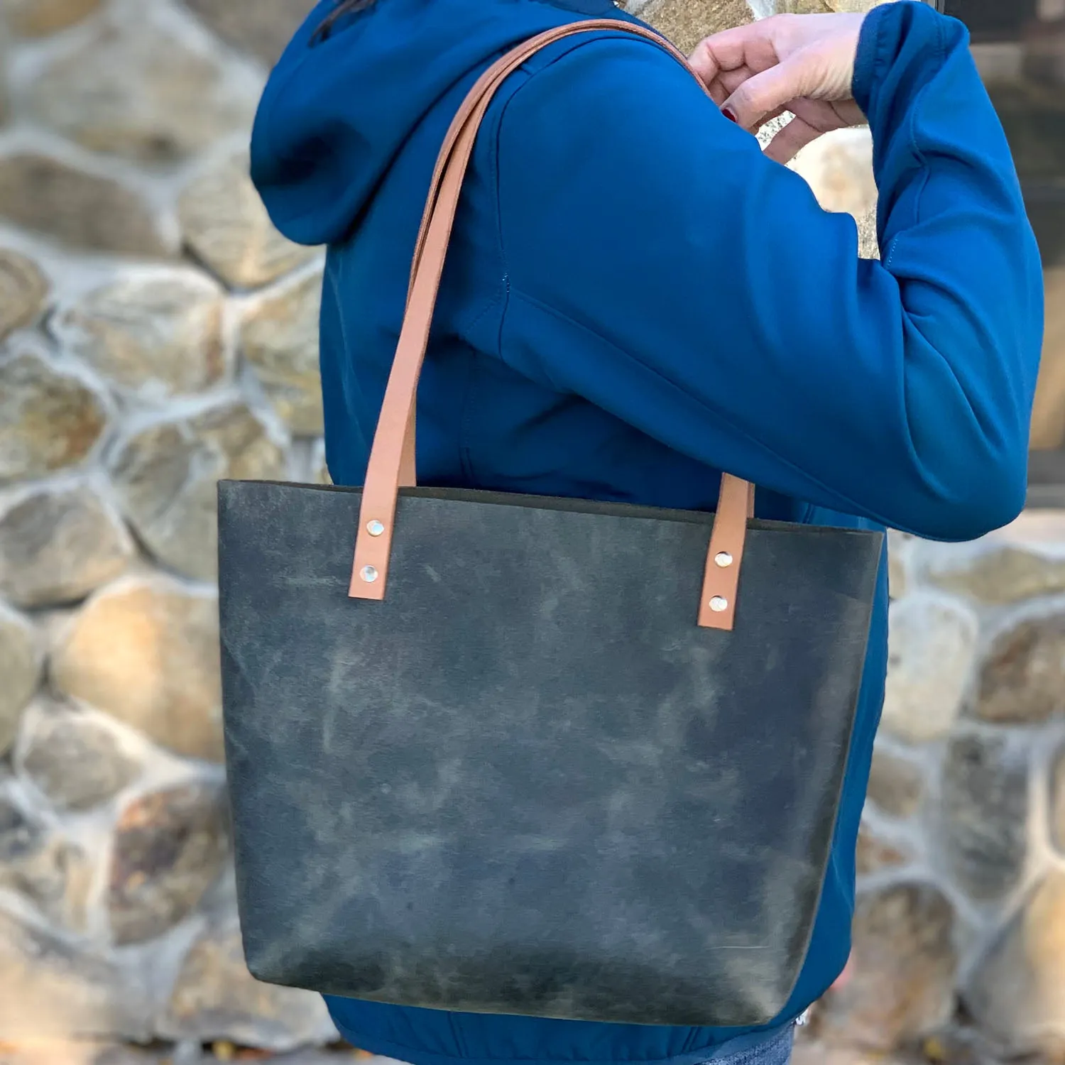 Sarasota Leather Tote - Rustic Sage Green