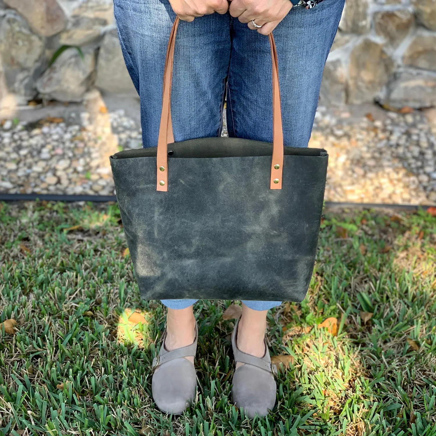 Sarasota Leather Tote - Rustic Sage Green