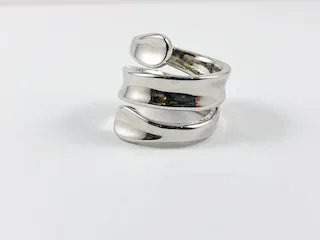Unique Shaped Metallic Design Brass Ring